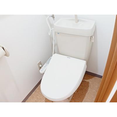 レーヴェ 306【管理NO：1-009758101-03060】 ★家具家電は申し込み後に搬入します★の物件画像