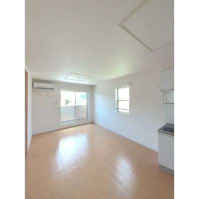 アスランリバーウエストＢ 201【管理NO：1-016734602-02010】 ★家具家電は申し込み後に搬入しますの物件画像