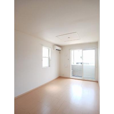 カーザ・フェリース　Ⅱ 102【管理NO：1-015792302-01020】 ★家具家電は申し込み後に搬入しますの物件画像