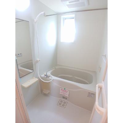 カーザ・フェリース　Ⅱ 102【管理NO：1-015792302-01020】 ★家具家電は申し込み後に搬入しますの物件画像