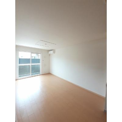 アースＣ 102【管理NO：1-014931501-01020】 ★家具家電は申し込み後に搬入します 2026年08月下旬入居可能の物件画像