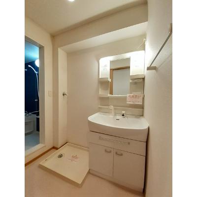 アベンシス５ 104【管理NO：1-014694301-01040】 ★家具家電は申し込み後に搬入しますの物件画像