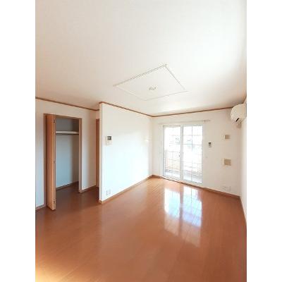 キャトルセゾン 101【管理NO：1-013636001-01010】 ★家具家電は申し込み後に搬入します★の物件画像