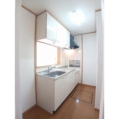 キャトルセゾン 101【管理NO：1-013636001-01010】 ★家具家電は申し込み後に搬入します★の物件画像