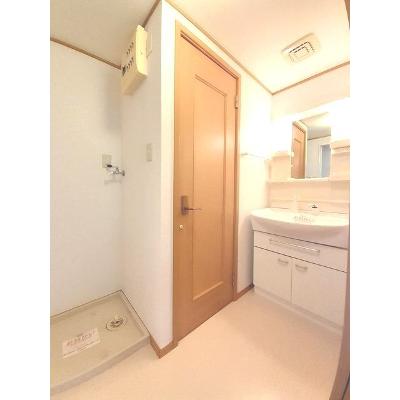 アロッジオＫ３　Ｂ 103【管理NO：1-012547302-01030】 ★家具家電は申し込み後に搬入しますの物件画像