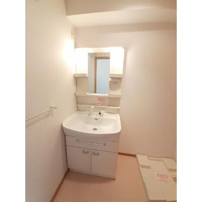 メリオル　カザ　Ｂ 102【管理NO：1-015047602-01020】 ★家具家電は申し込み後に搬入します★の物件画像