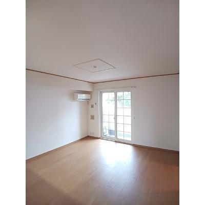 サンシャイン２１ 102【管理NO：1-013530001-01020】 ★家具家電は申し込み後に搬入しますの物件画像