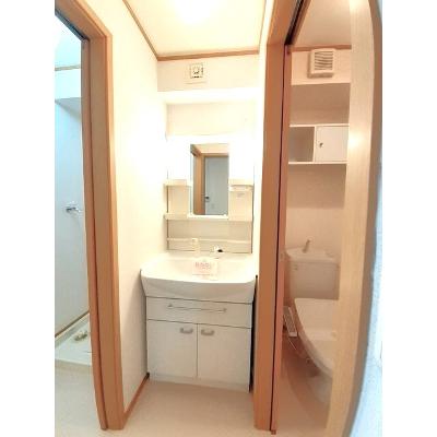サンシャイン２１ 102【管理NO：1-013530001-01020】 ★家具家電は申し込み後に搬入しますの物件画像