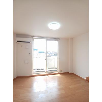 パレ・コリーヌ 203【管理NO：1-012469601-02030】 ★家具家電は申し込み後に搬入しますの物件画像