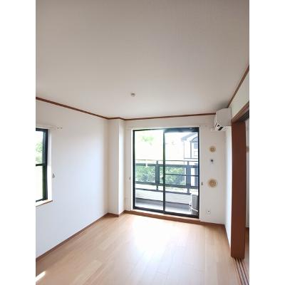 プランタンフルールＡ 201【管理NO：1-012431301-02010】 ★家具家電は申し込み後に搬入しますの物件画像