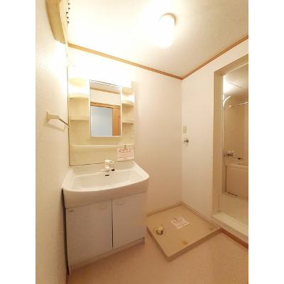 フルールＭ２ 103【管理NO：1-011622601-01030】 ★家具家電は申し込み後に搬入します★の物件画像