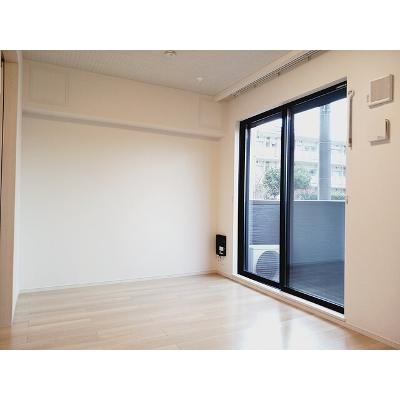フラワー　リッジ 101【管理NO：1-028301301-01010】 ★家具家電は申し込み後に搬入しますの物件画像