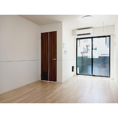 グロウヒルズ 101【管理NO：1-028443301-01010】 ★家具家電は申し込み後に搬入しますの物件画像