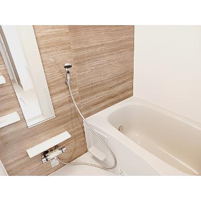 グロウヒルズ 101【管理NO：1-028443301-01010】 ★家具家電は申し込み後に搬入しますの物件画像