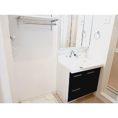 シリウス 104【管理NO：1-028196501-01040】 ★家具家電は申し込み後に搬入します★の物件画像