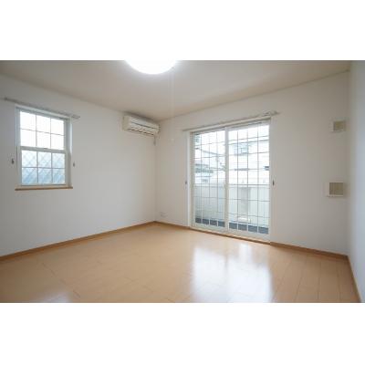 アルベロパラッツォ 101【管理NO：1-014749301-01010】 ★家具家電は申し込み後に搬入します 2026年07月中旬入居可能の物件画像