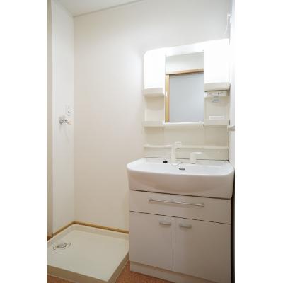 アルベロパラッツォ 101【管理NO：1-014749301-01010】 ★家具家電は申し込み後に搬入します 2026年07月中旬入居可能の物件画像