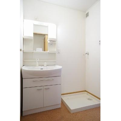 サウス・ヒル 103【管理NO：1-014649701-01030】 ★家具家電は申し込み後に搬入します 2026年07月下旬入居可能の物件画像