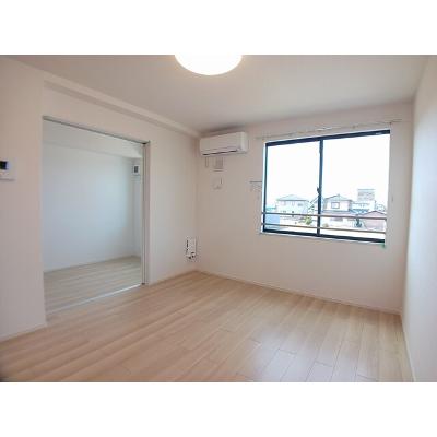 カーサ　アバンツァート 203【管理NO：1-028420701-02030】 ★家具家電は申し込み後に搬入しますの物件画像