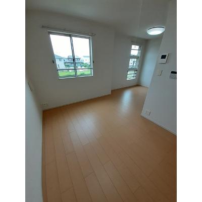 カーサ・イリーデⅡ 203【管理NO：1-018852301-02030】 ★家具家電は申し込み後に搬入しますの物件画像