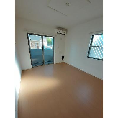 マレノワール　Ｂ 101【管理NO：1-017875702-01010】 ★家具家電は申し込み後に搬入しますの物件画像