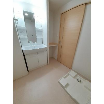 ファールラート　Ⅱ 102【管理NO：1-017194702-01020】 ★家具家電は申し込み後に搬入します★ ★2026年10月下旬入居可能★の物件画像