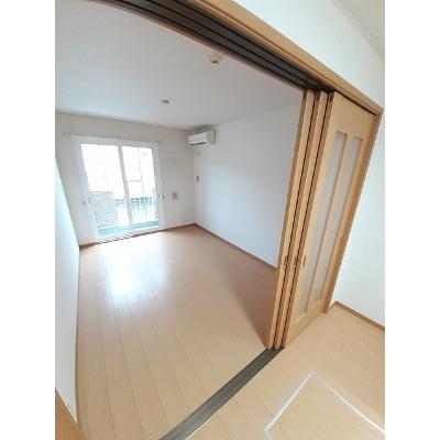 オーデンハオス　Ｂ棟 101【管理NO：1-015177702-01010】 ★家具家電は申し込み後に搬入しますの物件画像