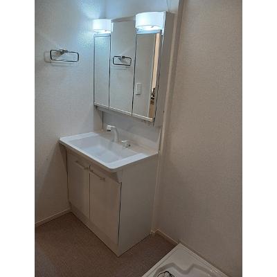 グリーンリーフⅠ 102【管理NO：1-028611701-01020】 ★家具家電は申し込み後に搬入します★の物件画像