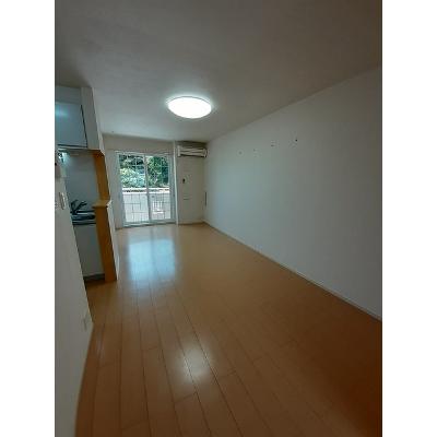 マリーナ・ヴィラ　Ⅱ 102【管理NO：1-017307202-01020】 ★家具家電は申し込み後に搬入しますの物件画像