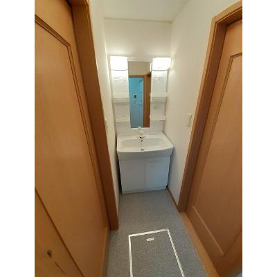 オーデンハオス　Ｂ棟 201【管理NO：1-015177702-02010】 ★家具家電は申し込み後に搬入しますの物件画像
