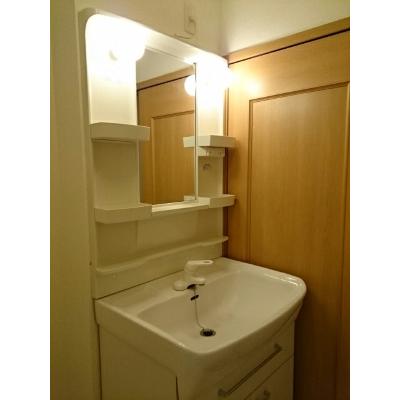 フォレスタ　ロヴィーネ　１ 203【管理NO：1-013579301-02030】 ★家具家電は申し込み後に搬入しますの物件画像