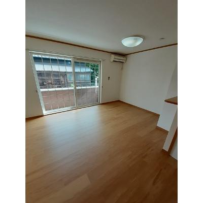 リバー　ラック 102【管理NO：1-013364501-01020】 ★家具家電は申し込み後に搬入しますの物件画像