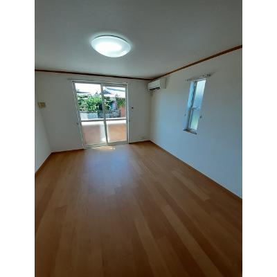 ルーナ・ピエーナ 105【管理NO：1-013096301-01040】 ★家具家電は申し込み後に搬入しますの物件画像