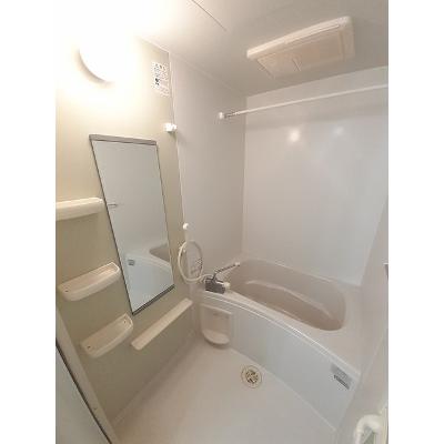 ルーナ・ピエーナ 105【管理NO：1-013096301-01040】 ★家具家電は申し込み後に搬入しますの物件画像