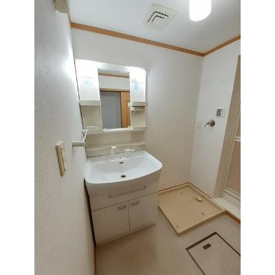 ルーナ・ピエーナ 105【管理NO：1-013096301-01040】 ★家具家電は申し込み後に搬入しますの物件画像