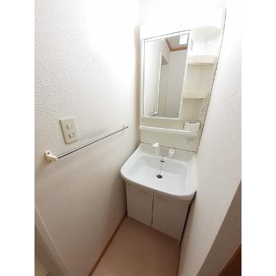 グリーンヒルズＢ棟 201【管理NO：1-012203001-02010】 ★家具家電は申し込み後に搬入しますの物件画像
