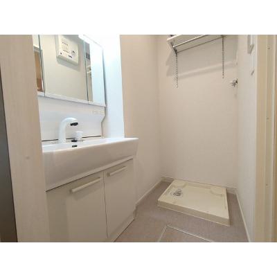 エレガンシア　Ⅲ 207【管理NO：1-027741301-02070】 ★家具家電は申し込み後に搬入します★の物件画像