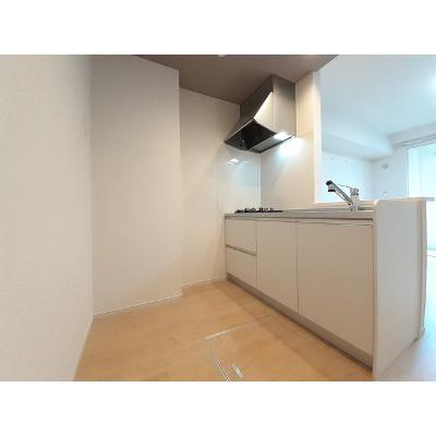フルール 102【管理NO：1-025519401-01020】 ★家具家電は申し込み後に搬入します★の物件画像