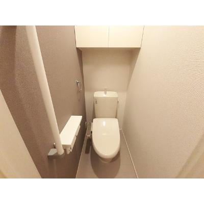 フルール 102【管理NO：1-025519401-01020】 ★家具家電は申し込み後に搬入します★の物件画像