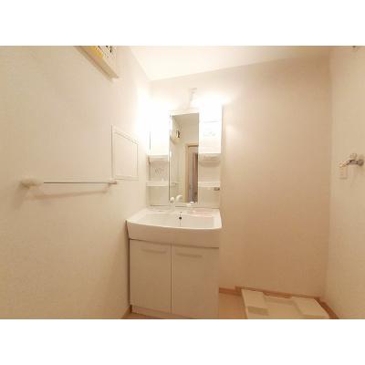エアリー・ハウスⅢ 203【管理NO：1-016671401-02030】 ★家具家電は申し込み後に搬入しますの物件画像