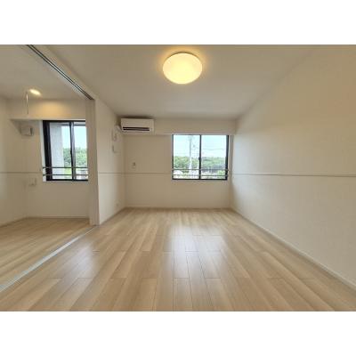 シャトー楓 202【管理NO：1-027756401-02020】 ★家具家電は申し込み後に搬入します★の物件画像
