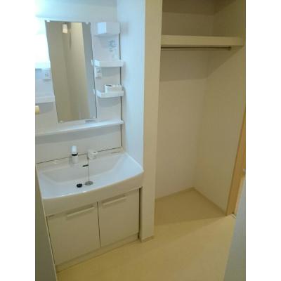 セイバリー　Ⅵ 203【管理NO：1-021124002-02030】 ★家具家電は申し込み後に搬入します★の物件画像
