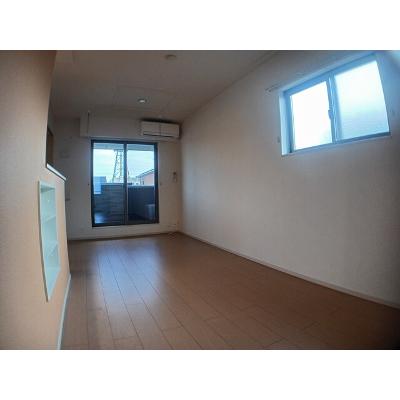 セイバリー　Ⅵ 201【管理NO：1-021124002-02010】 ★家具家電は申し込み後に搬入します★の物件画像