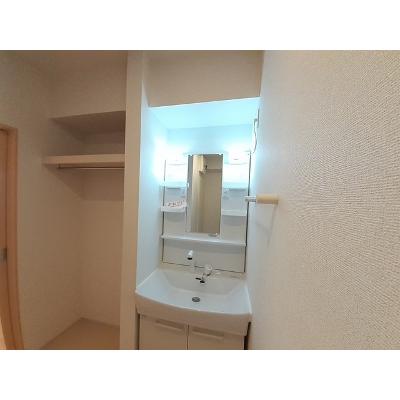 セイバリー　Ⅴ 201【管理NO：1-021124001-02010】 ★家具家電は申し込み後に搬入します★の物件画像