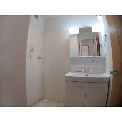 ファインリヴァー 101【管理NO：1-019940801-01010】 ★家具家電は申し込み後に搬入しますの物件画像