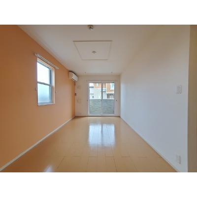 カウベルⅡ 103【管理NO：1-018558002-01030】 ★家具家電は申し込み後に搬入しますの物件画像