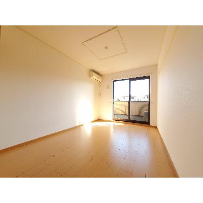 セフィオ・グレースＡ 102【管理NO：1-015282501-01020】 ★家具家電は申し込み後に搬入します★の物件画像