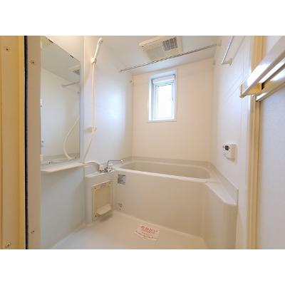 グランツ・モーデⅠ 102【管理NO：1-014077401-01020】 ★家具家電は申し込み後に搬入します★の物件画像