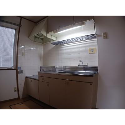 セントメリー 101【管理NO：1-006893301-01010】 ★家具家電は申し込み後に搬入します★の物件画像