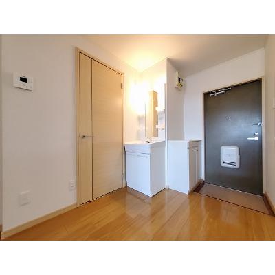 アーバンハイツタカハシ 201【管理NO：1-004764201-02010】 ★家具家電は申し込み後に搬入しますの物件画像